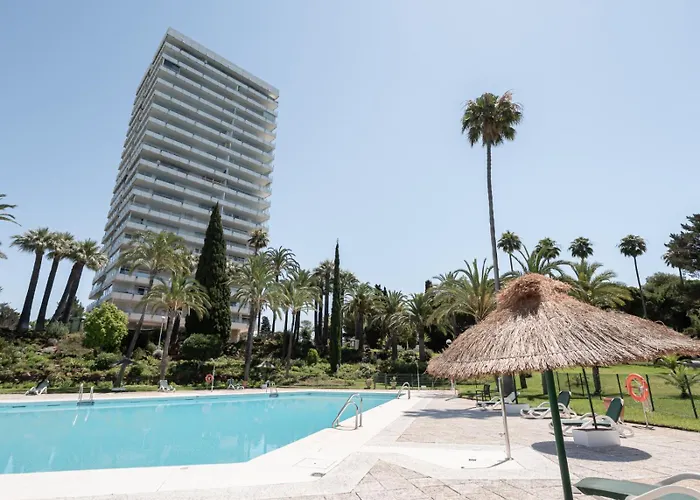 Con Vistas Al Mar, La Concha Y Rio Real Apartment Marbella